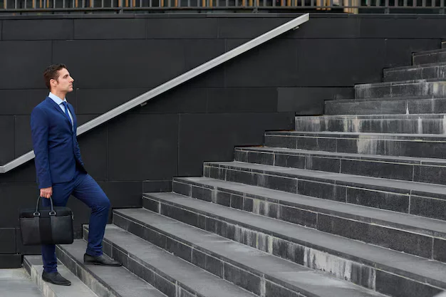 Steps Former Felons Can Take to Successfully Reenter Soviet